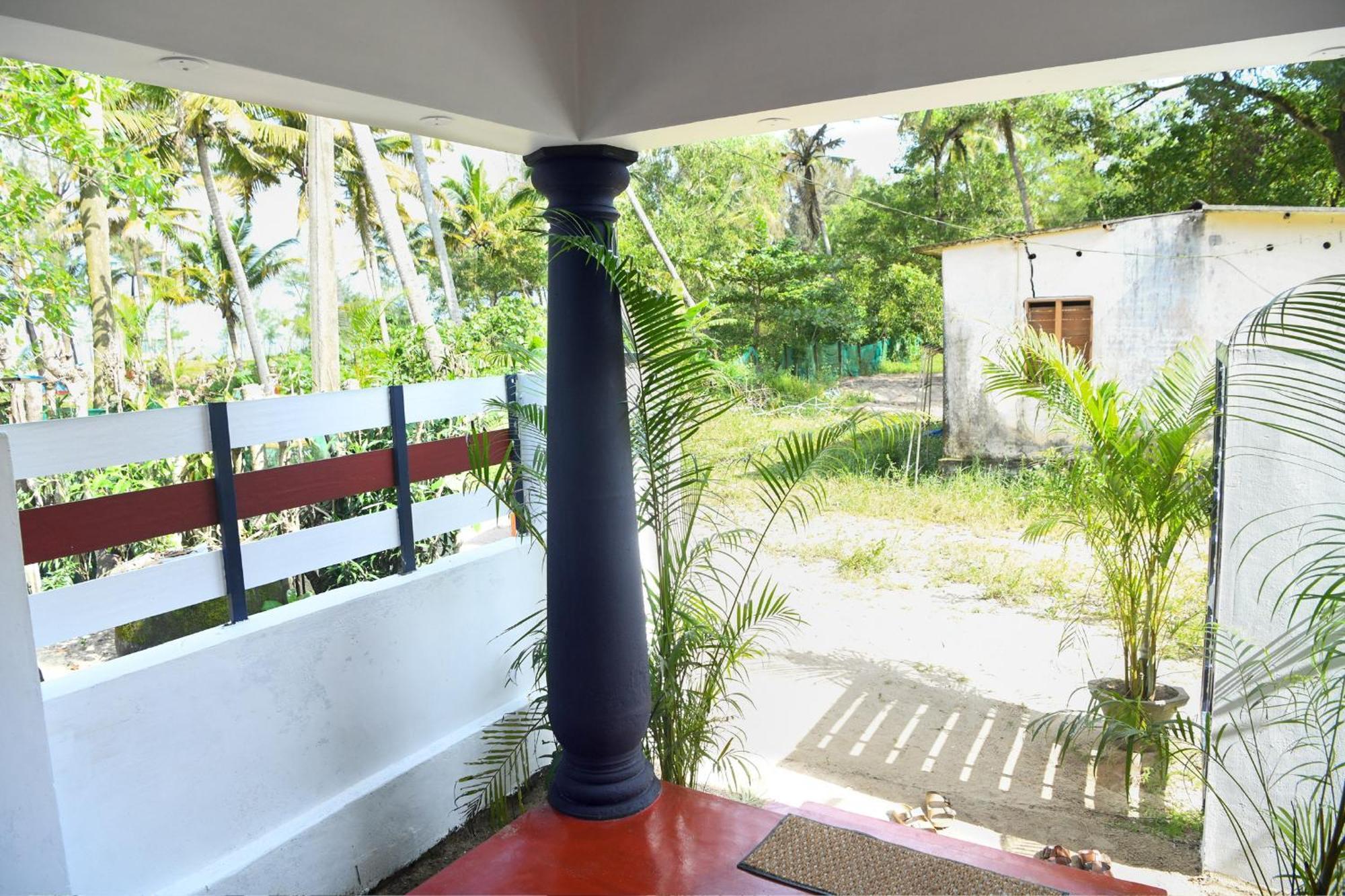 Shoreline Marari Beach Villa At Golden Beach Mararikulam Alappuzha Екстер'єр фото